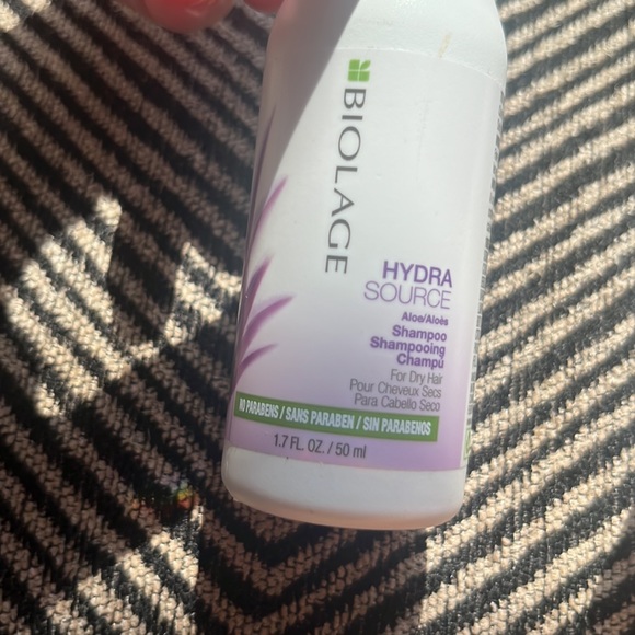 Violate HYDRA source aloe shampoo travel size and the conditioner - Picture 2 of 5